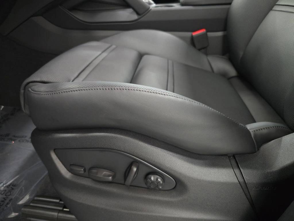 Thumbnail: 2026 Porsche Cayenne - 23