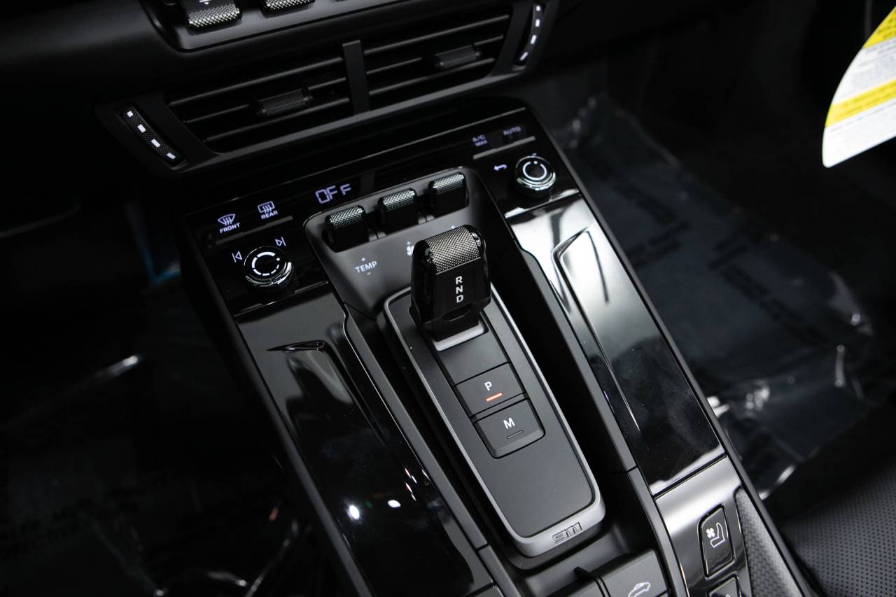 Thumbnail: 2026 Porsche 911 - 27