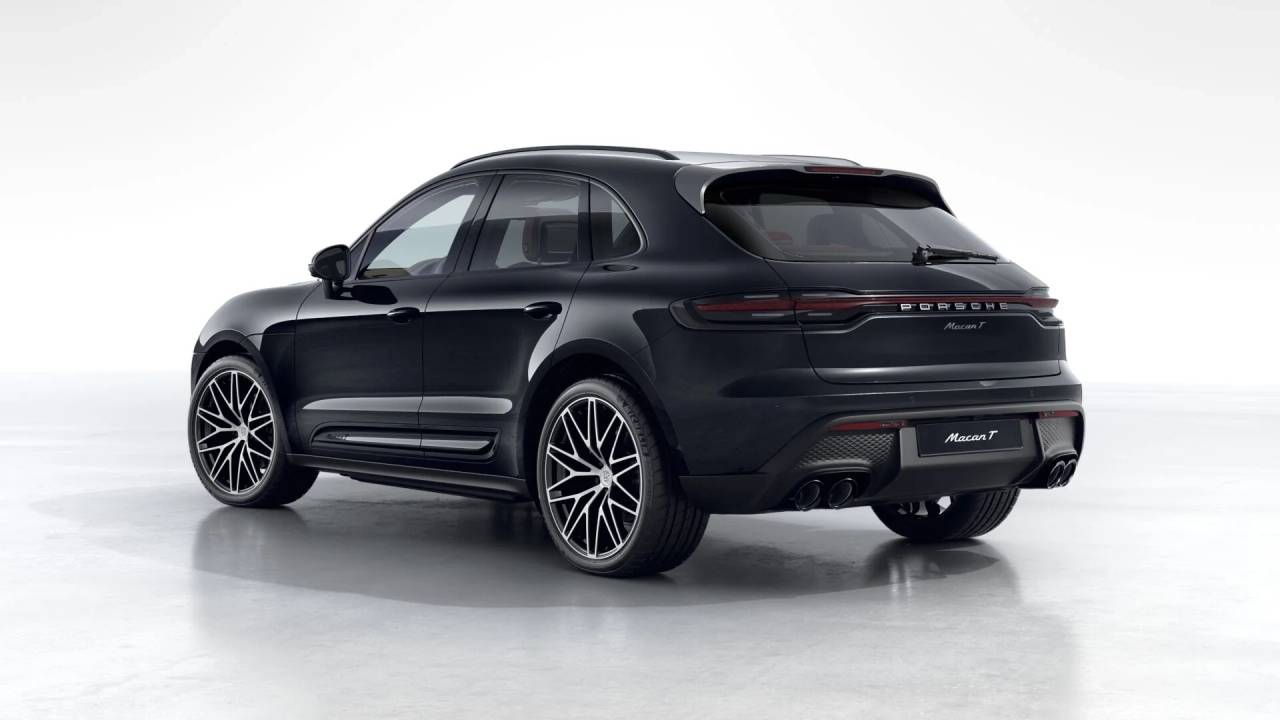 2026 Porsche Macan T photo 3