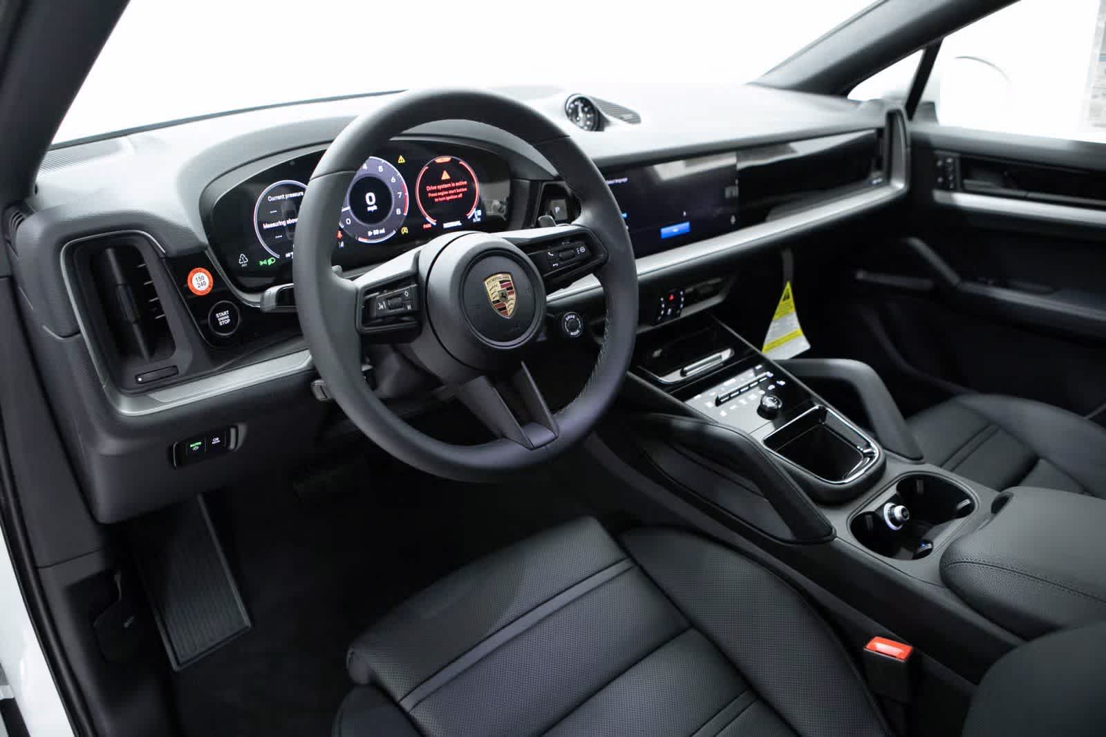 Thumbnail: 2025 Porsche Cayenne - 4