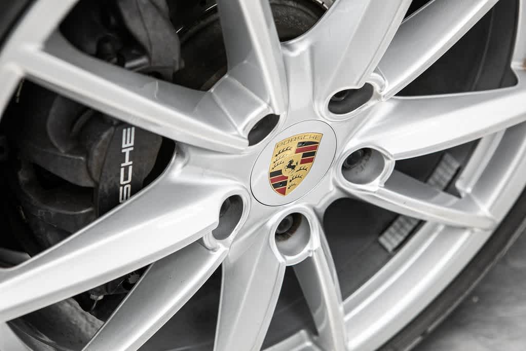 Thumbnail: 2021 Porsche 911 - 12