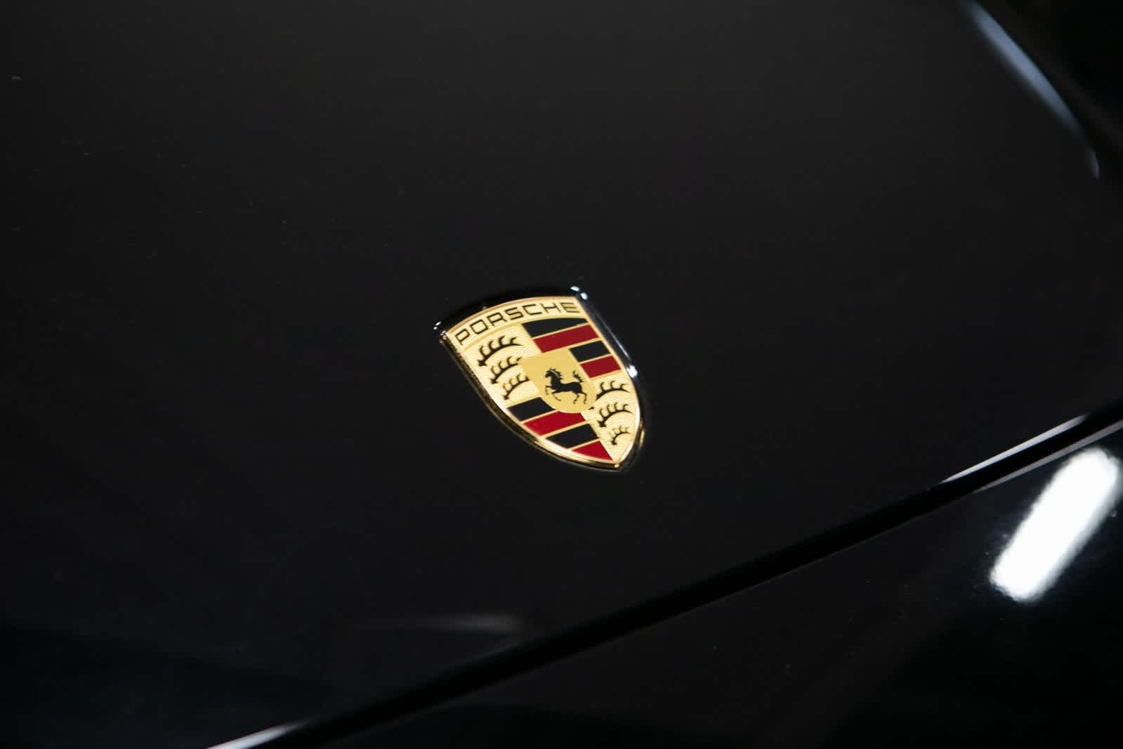 Thumbnail: 2022 Porsche Cayenne - 30