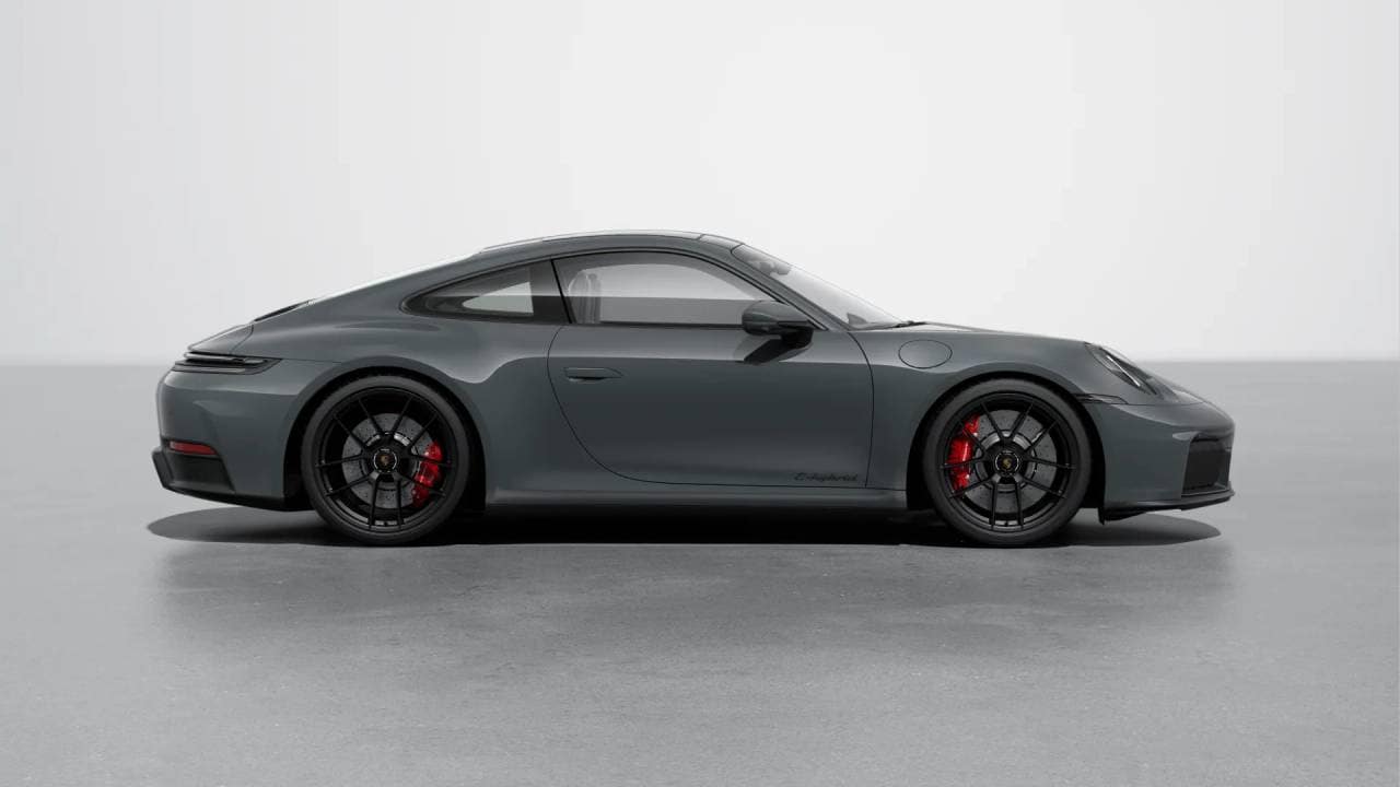 Thumbnail: 2026 Porsche 911 - 11