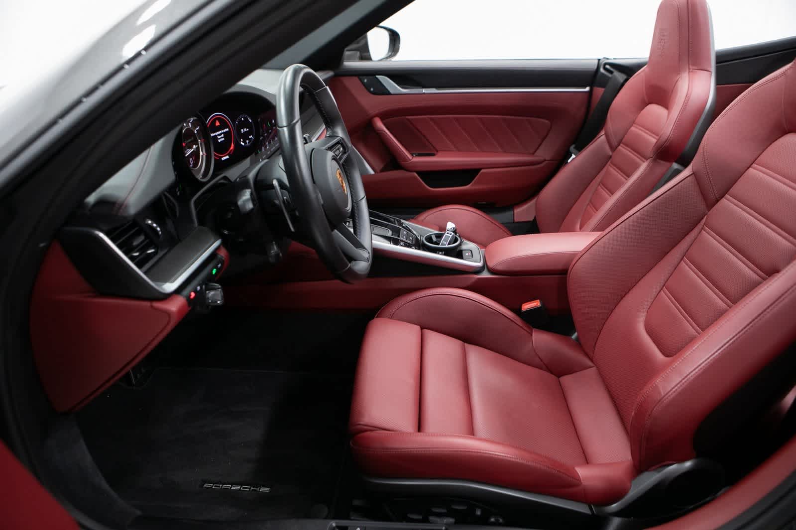 Thumbnail: 2023 Porsche 911 - 16