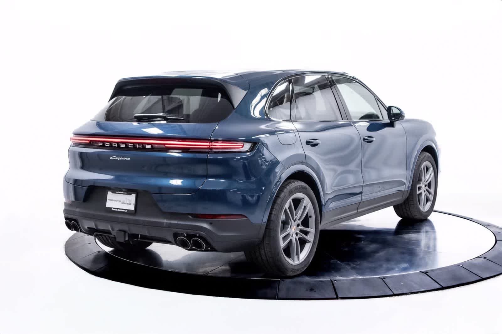 Thumbnail: 2025 Porsche Cayenne - 7