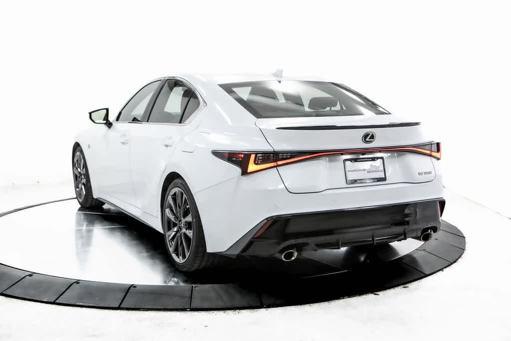 2023 Lexus IS 350 F SPORT photo 3