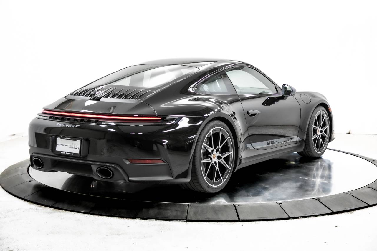 Thumbnail: 2025 Porsche 911 - 5