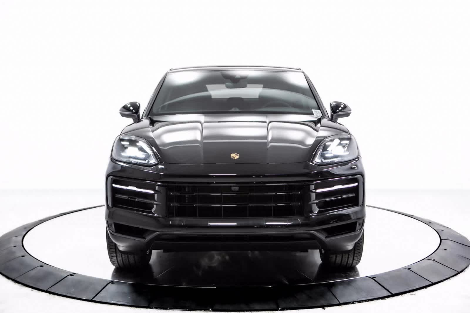 Thumbnail: 2025 Porsche Cayenne - 10