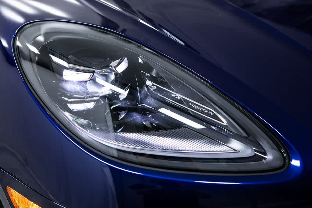 Thumbnail: 2025 Porsche Macan - 18