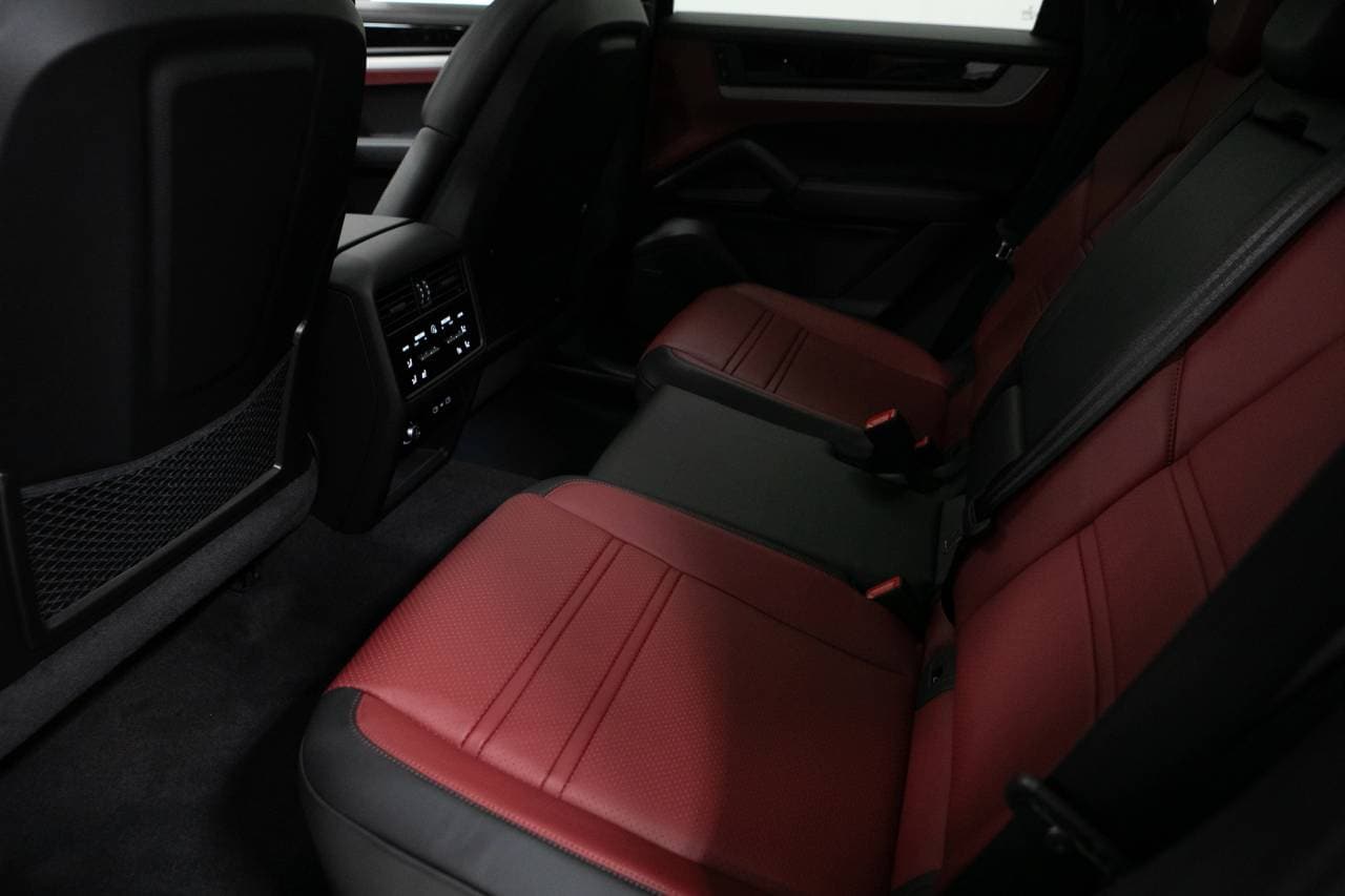 Thumbnail: 2026 Porsche  - 37