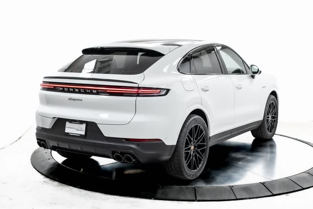 Thumbnail: 2025 Porsche  - 7