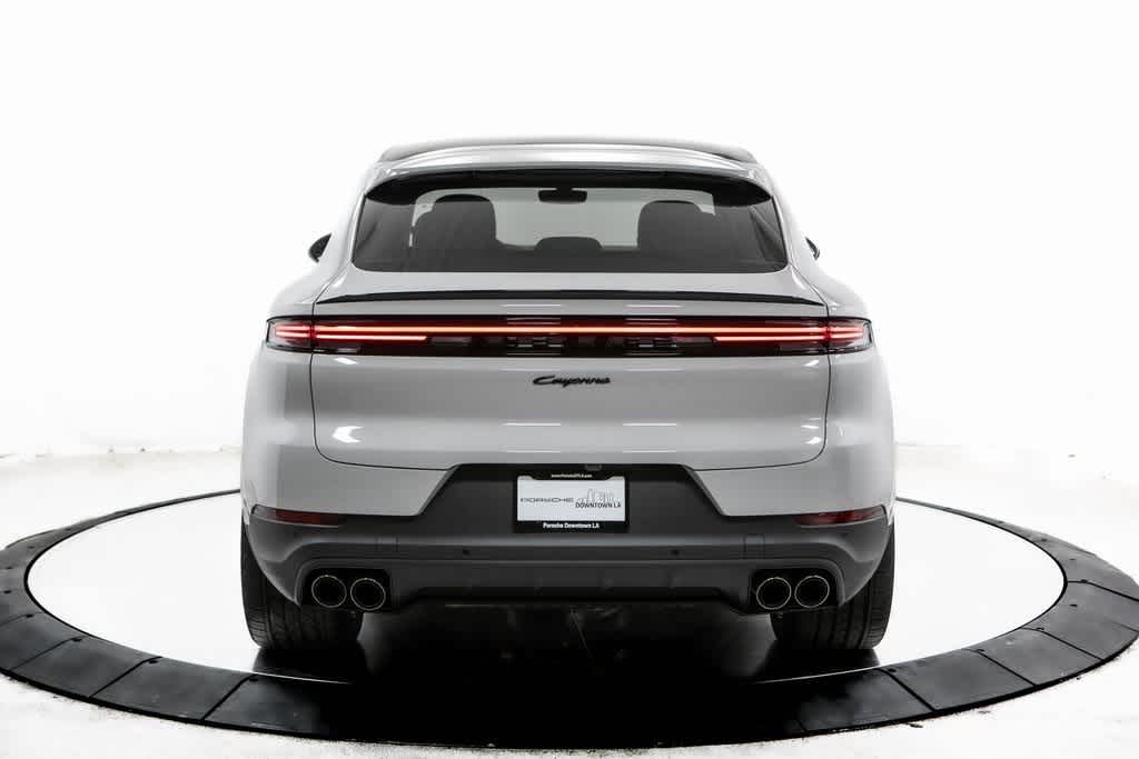 Thumbnail: 2025 Porsche  - 6