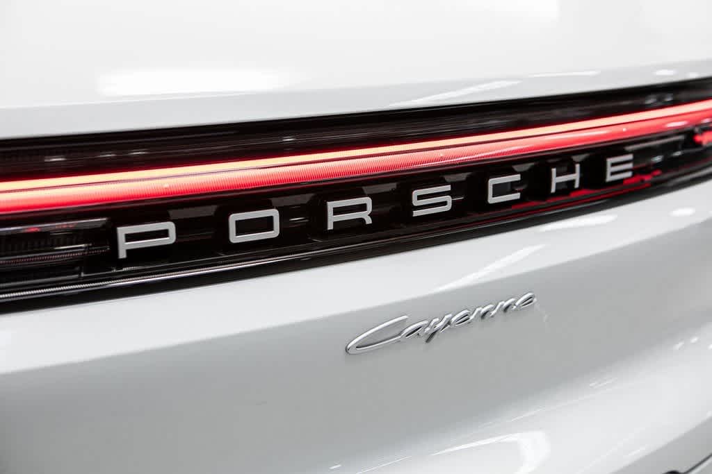 2024 Porsche Cayenne  4
