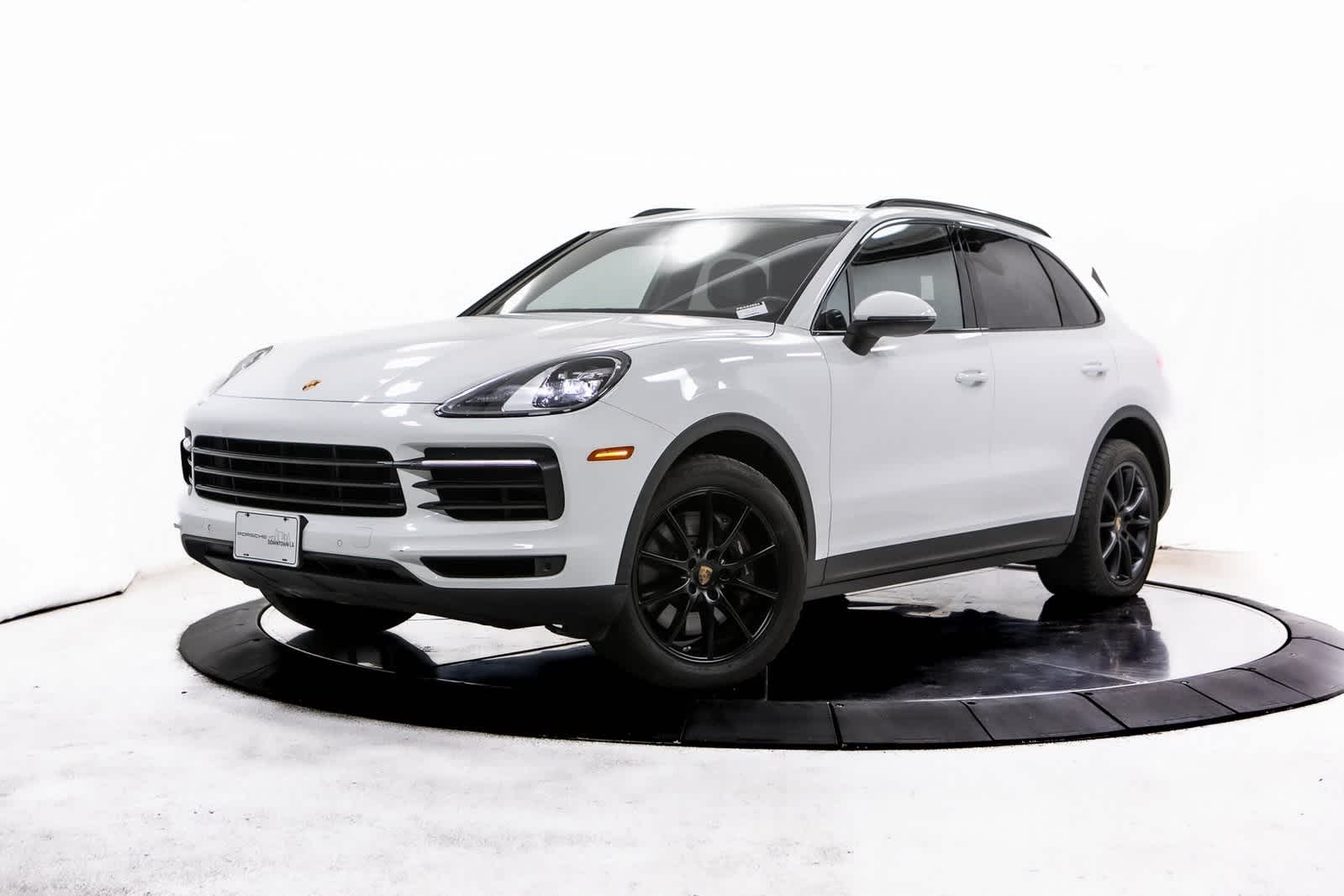 2023 Porsche Cayenne Base
