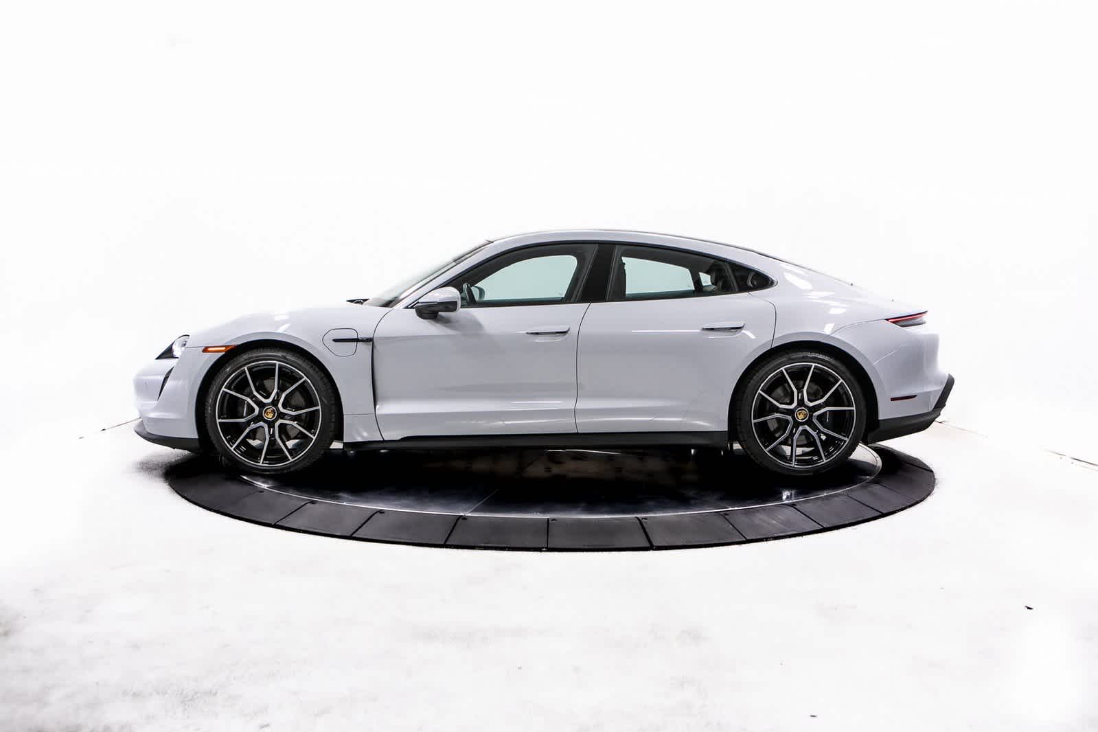 Thumbnail: 2024 Porsche Taycan - 2