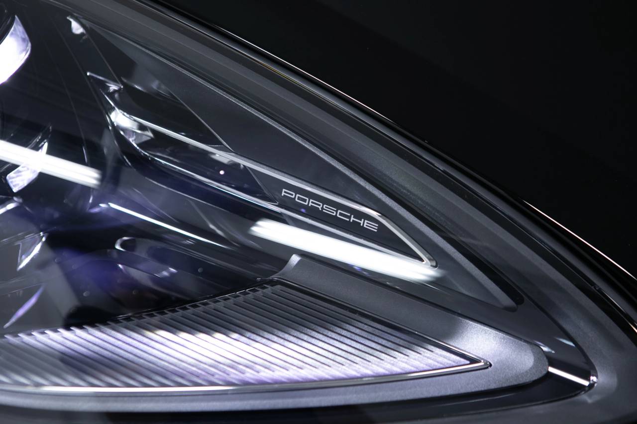 Thumbnail: 2026 Porsche Macan - 13