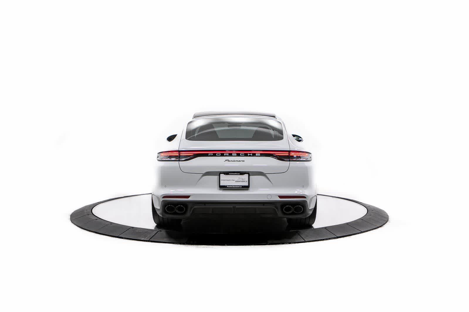 Thumbnail: 2023 Porsche Panamera - 6