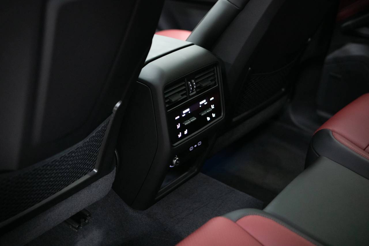 Thumbnail: 2026 Porsche  - 37