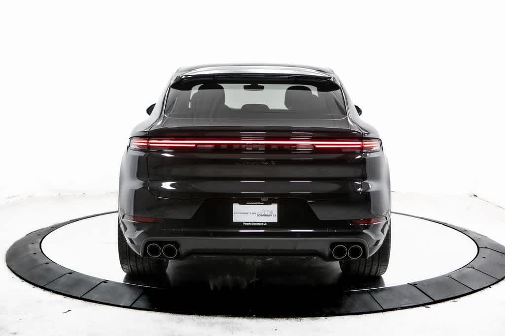 Thumbnail: 2025 Porsche  - 6