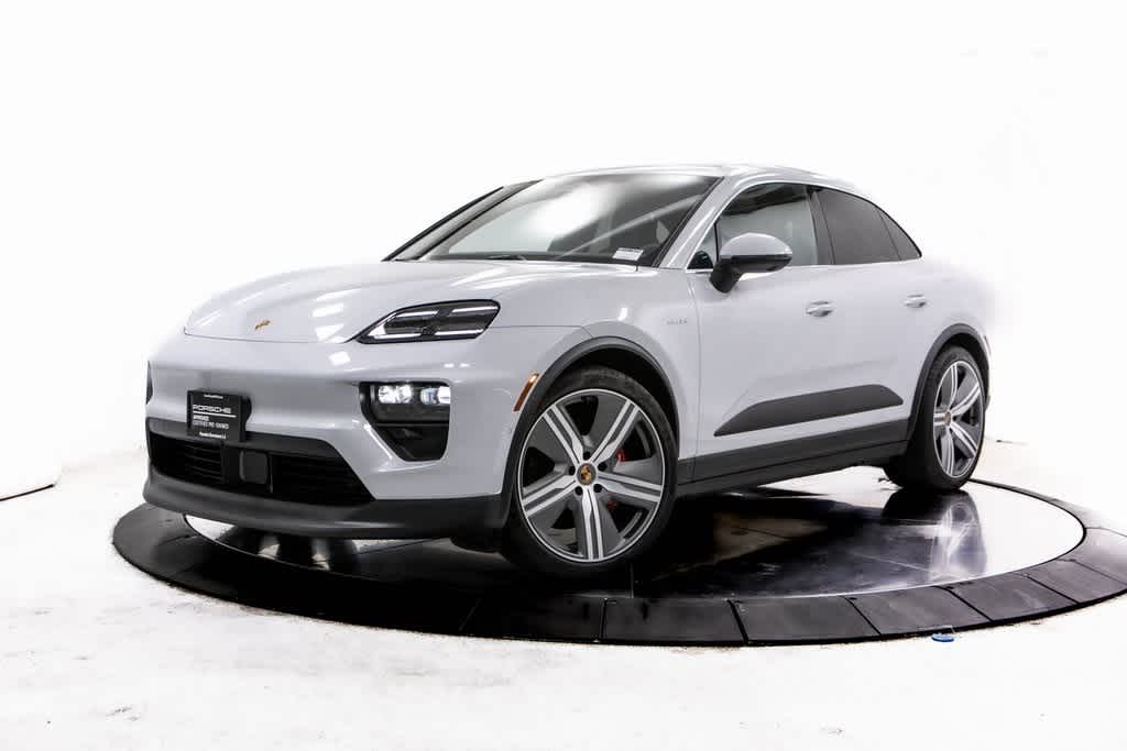 Thumbnail: 2025 Porsche Macan - 1