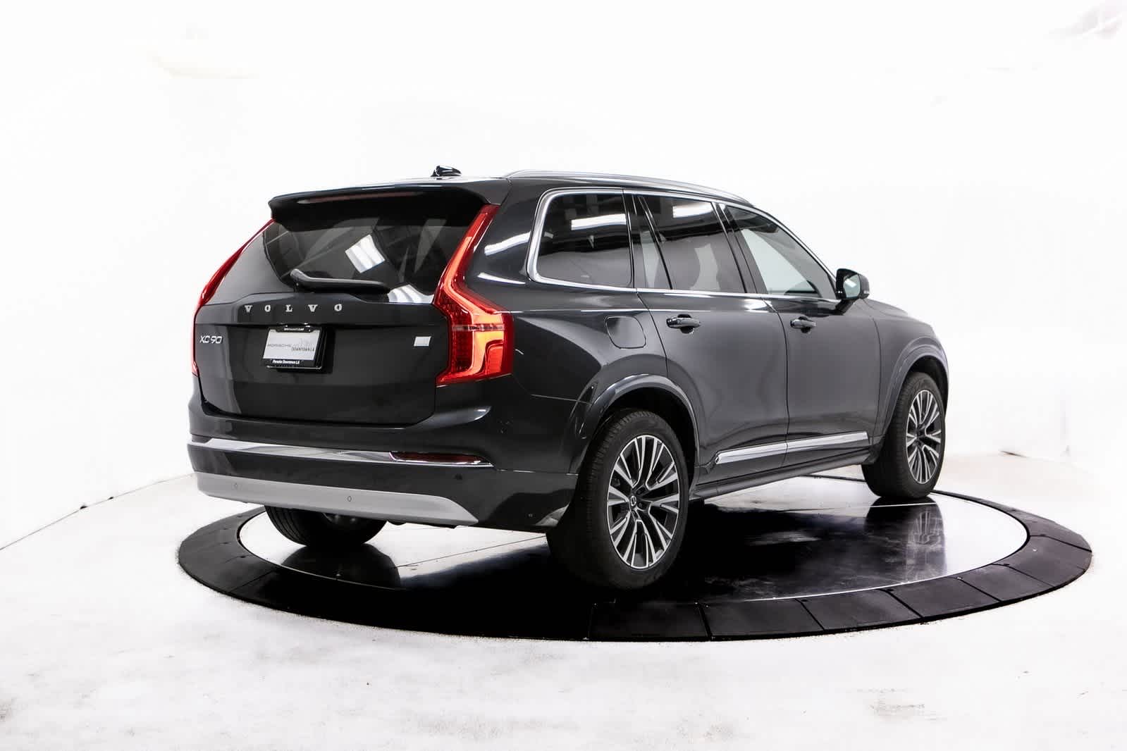 Thumbnail: 2022 Volvo XC90 - 7