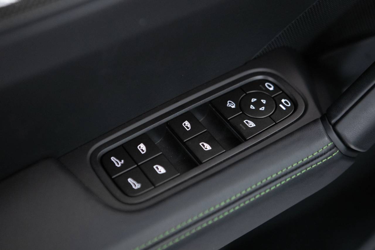 Thumbnail: 2025 Porsche Cayenne - 26