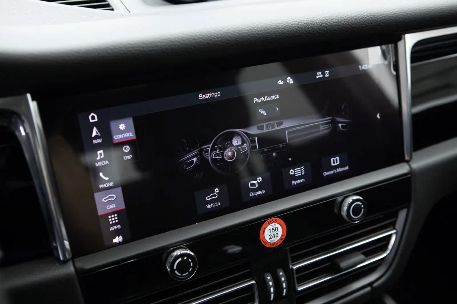 Thumbnail: 2026 Porsche Macan - 15