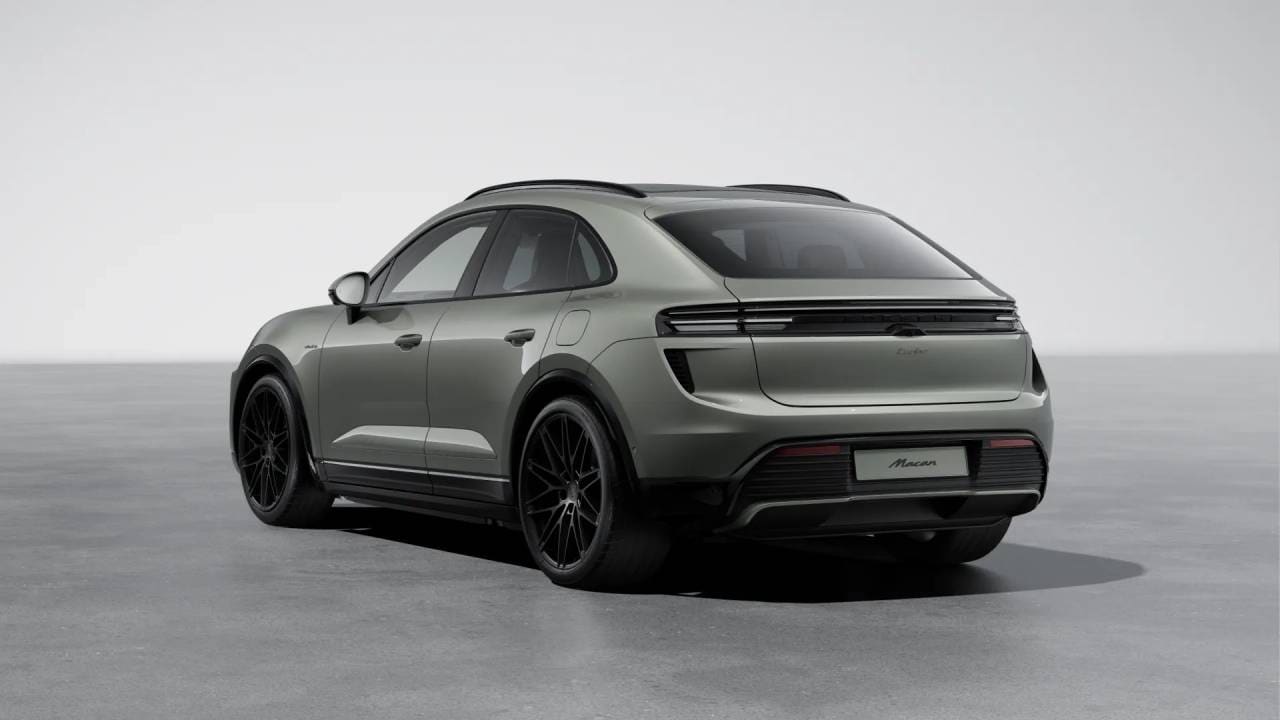 Thumbnail: 2025 Porsche Macan - 3