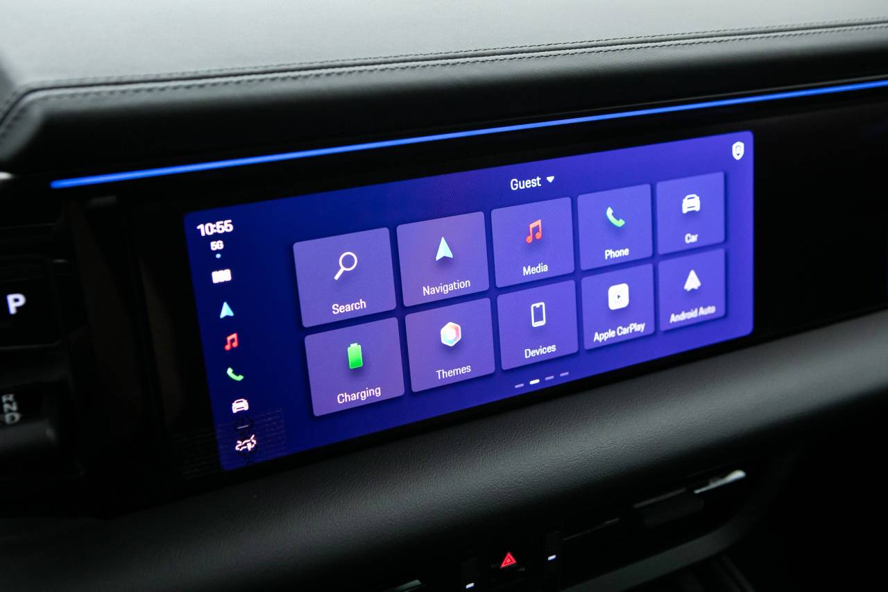 Thumbnail: 2025 Porsche Macan - 22