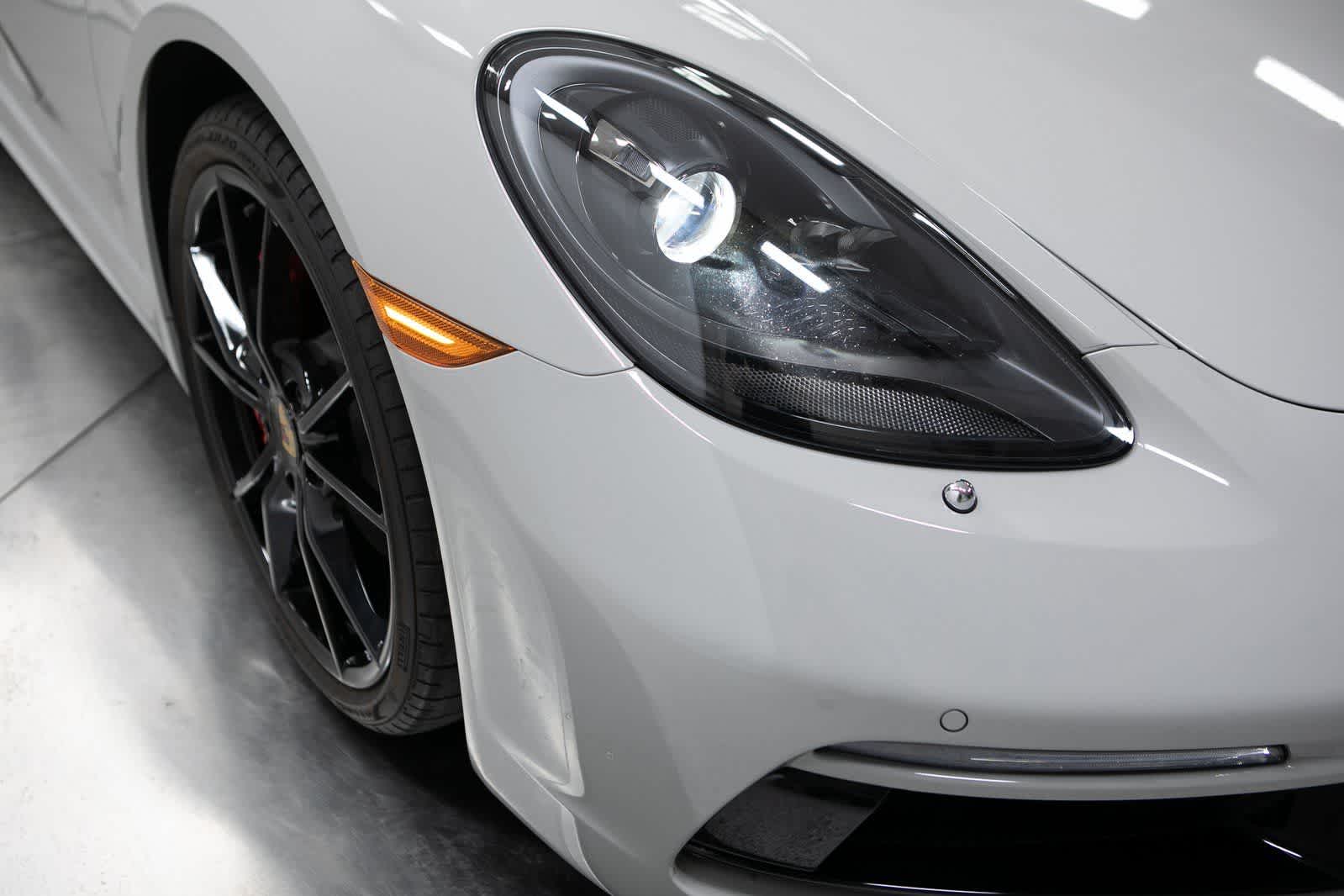 Thumbnail: 2025 Porsche 718 Boxster - 12