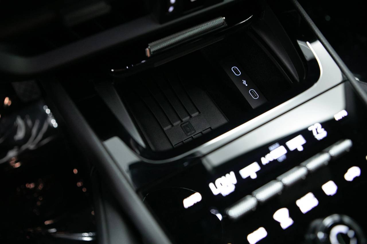 Thumbnail: 2026 Porsche Cayenne - 32
