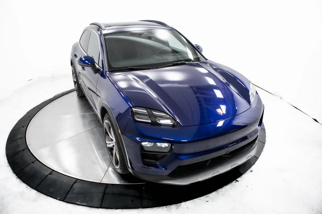 Thumbnail: 2025 Porsche Macan - 40