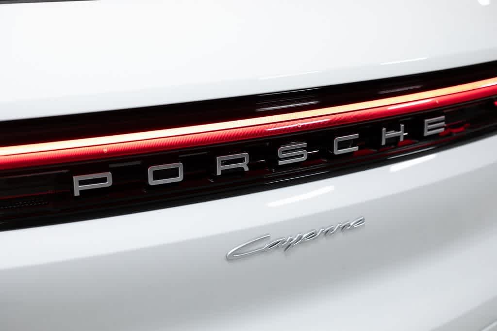 Thumbnail: 2025 Porsche Cayenne - 21