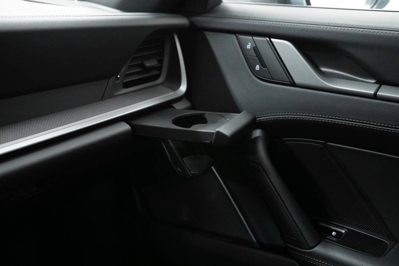 Thumbnail: 2026 Porsche 911 - 30