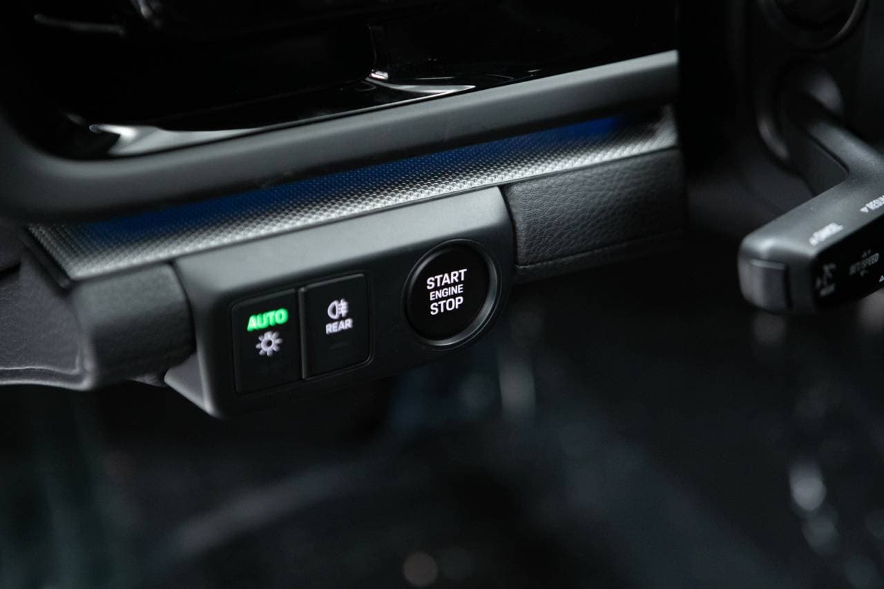 Thumbnail: 2026 Porsche Panamera - 27