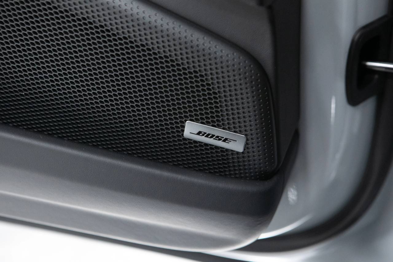 Thumbnail: 2026 Porsche Panamera - 34