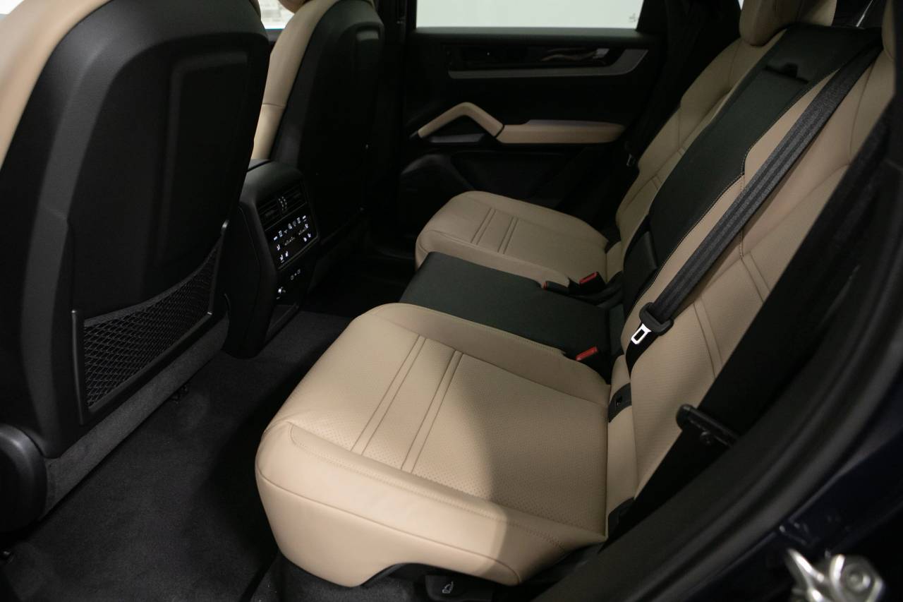 Thumbnail: 2026 Porsche  - 35