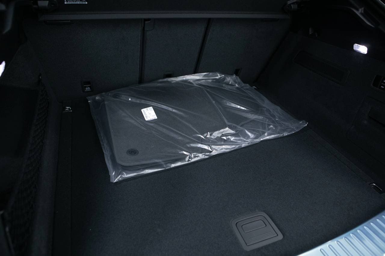 Thumbnail: 2026 Porsche  - 40