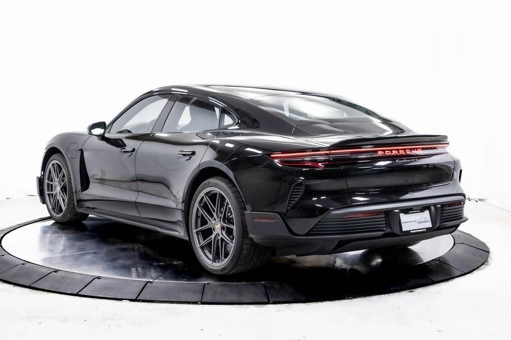 2025 Porsche Taycan Turbo GT photo 3