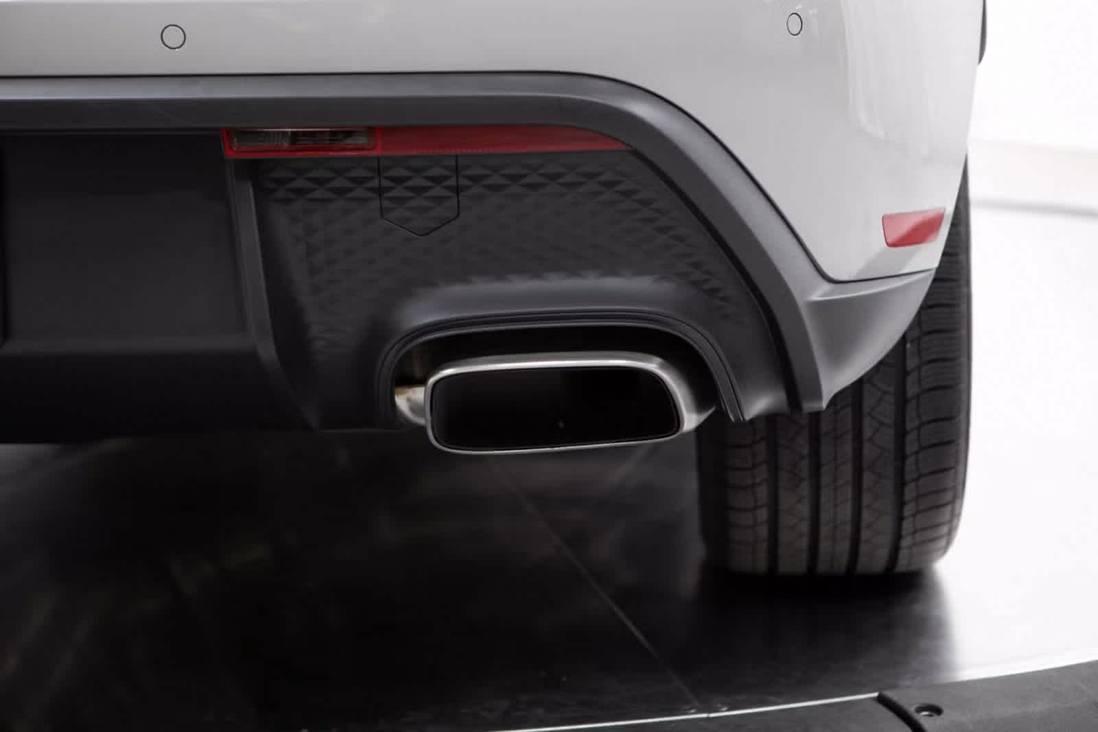 Thumbnail: 2025 Porsche Macan - 37