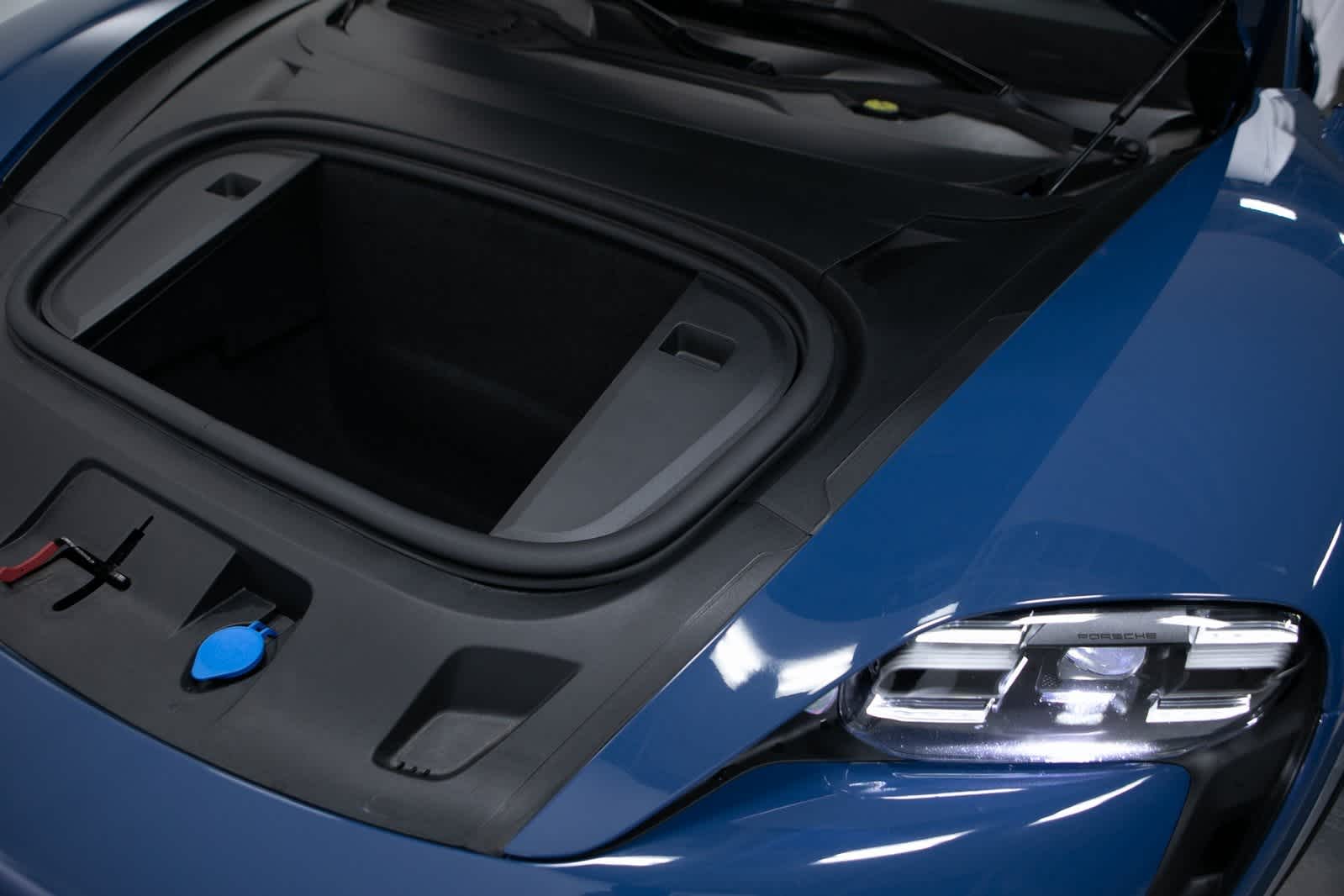 Thumbnail: 2023 Porsche Taycan - 31