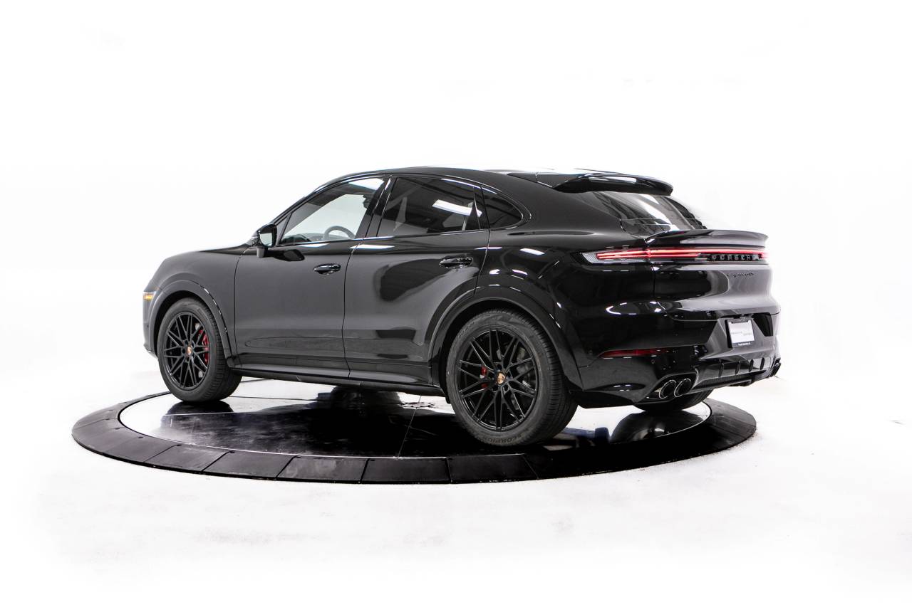 Thumbnail: 2026 Porsche  - 3