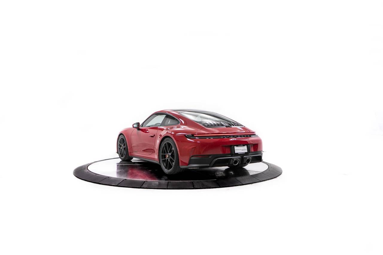 Thumbnail: 2026 Porsche 911 - 3