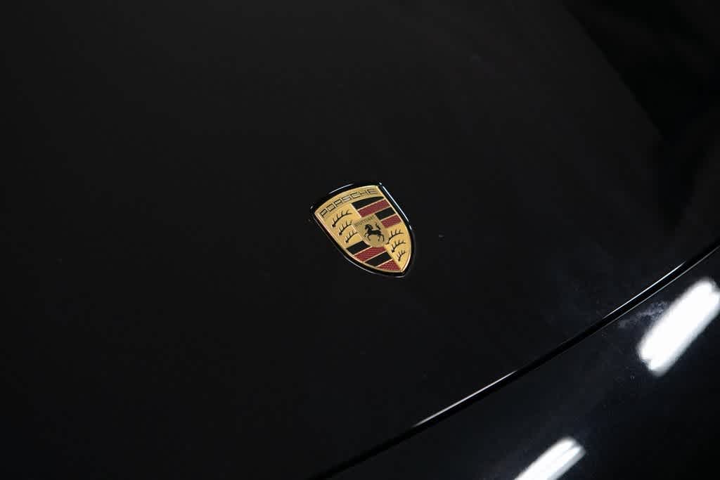 Thumbnail: 2025 Porsche Taycan - 18