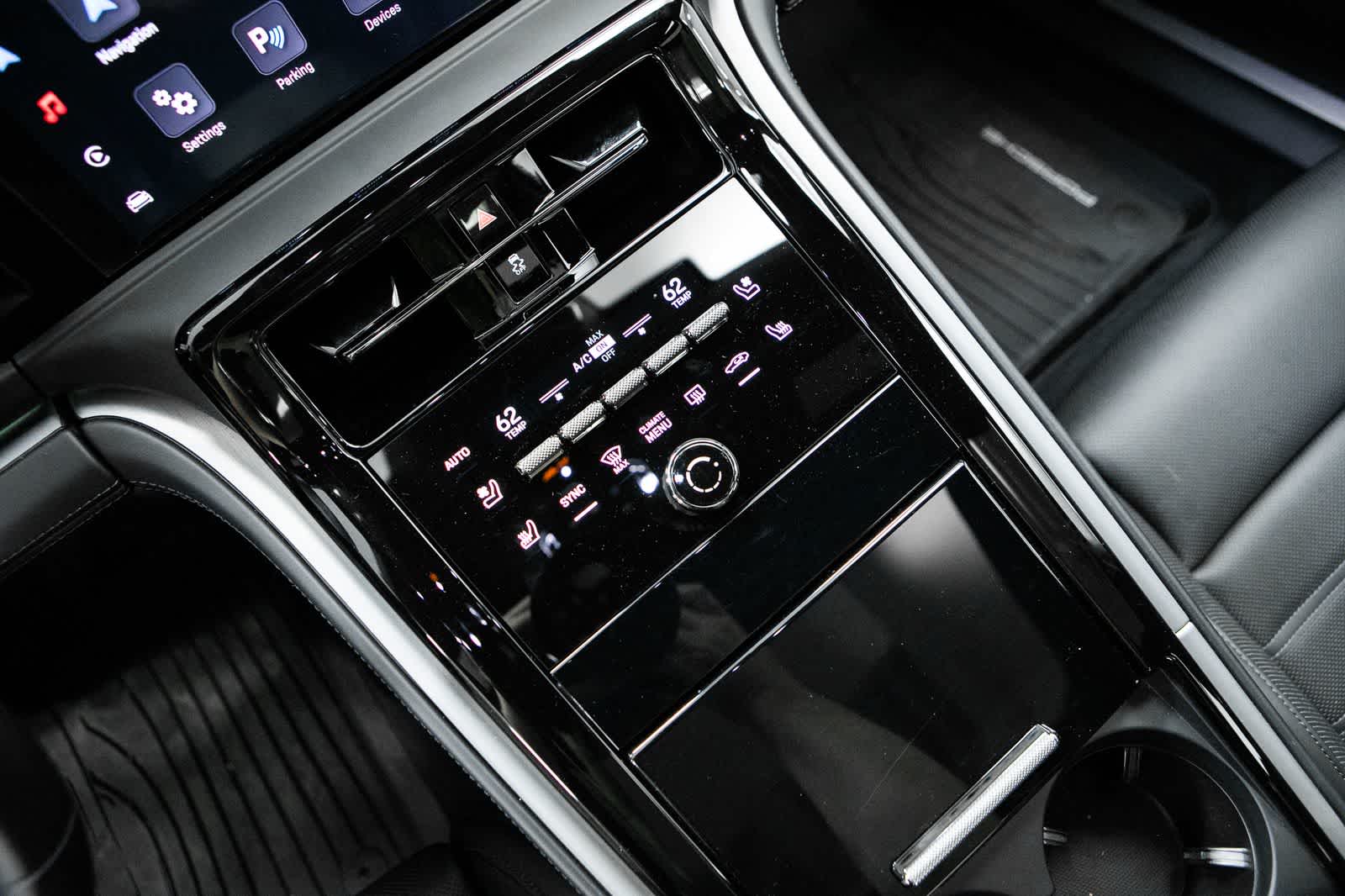 Thumbnail: 2024 Porsche Panamera - 27