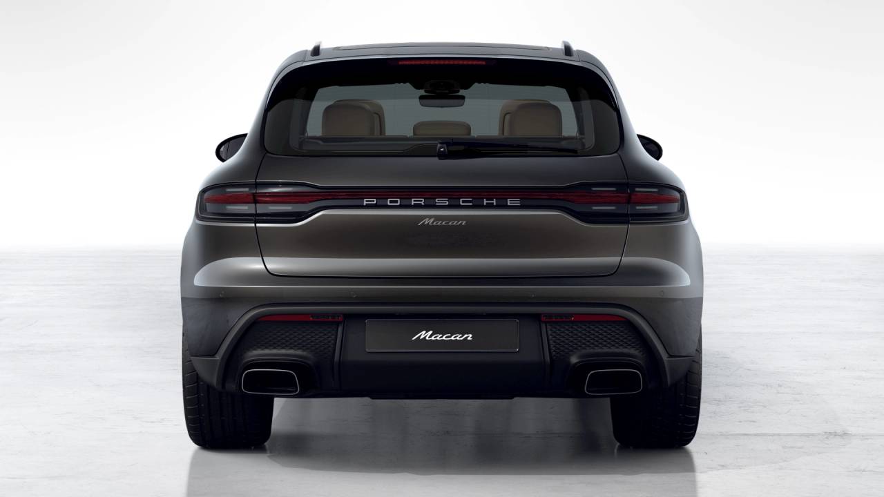 Thumbnail: 2026 Porsche Macan - 7