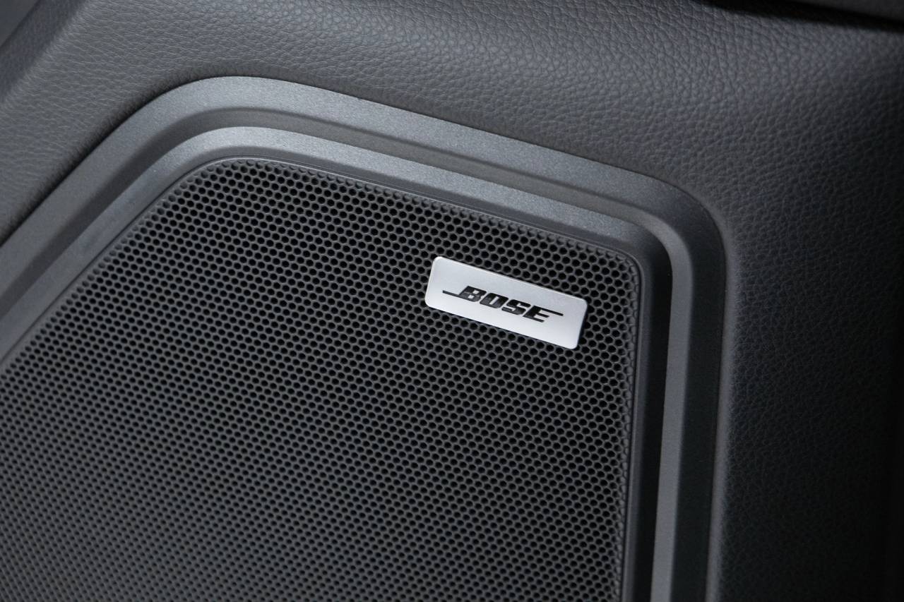 Thumbnail: 2026 Porsche Macan - 34