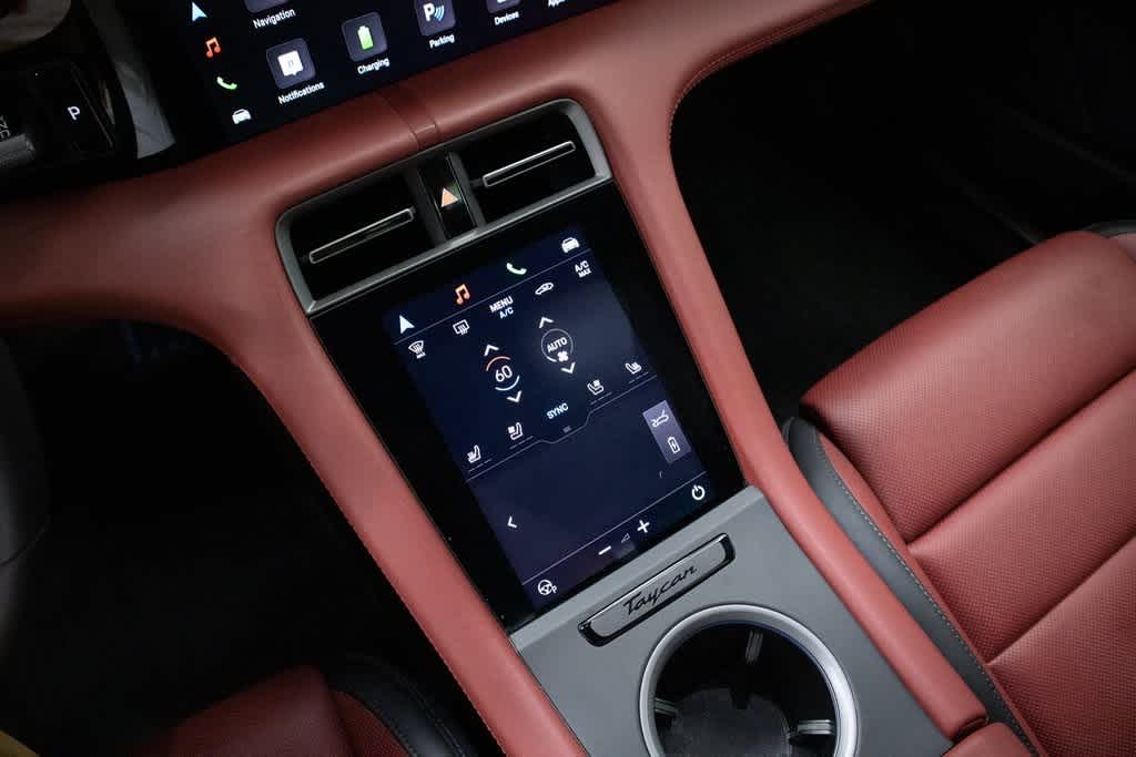 Thumbnail: 2025 Porsche Taycan - 20