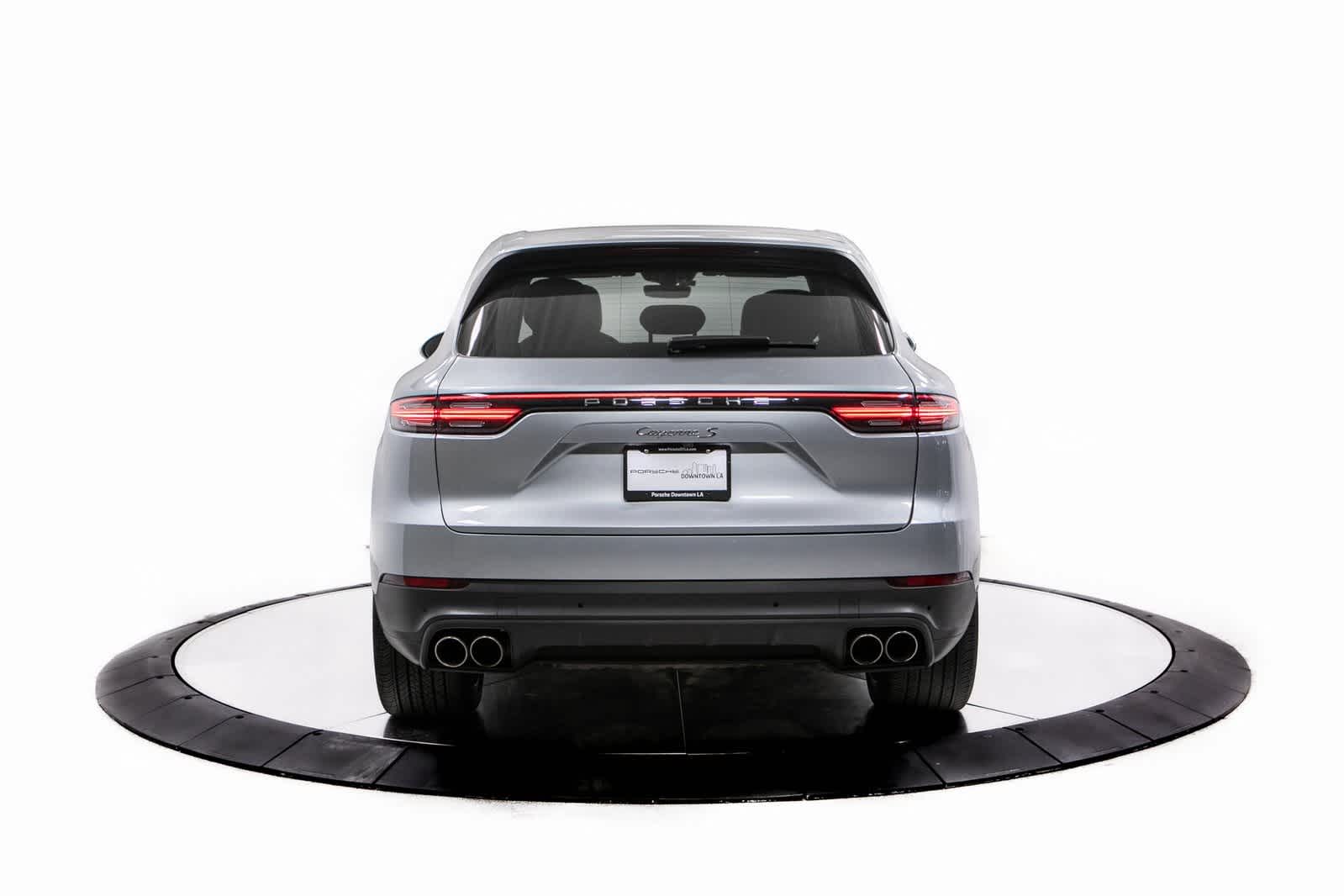 Thumbnail: 2022 Porsche Cayenne - 6