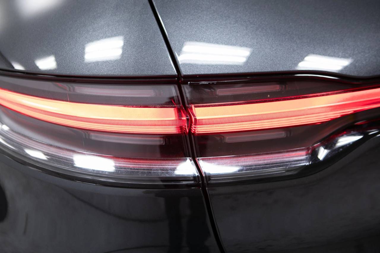 Thumbnail: 2026 Porsche Macan - 16